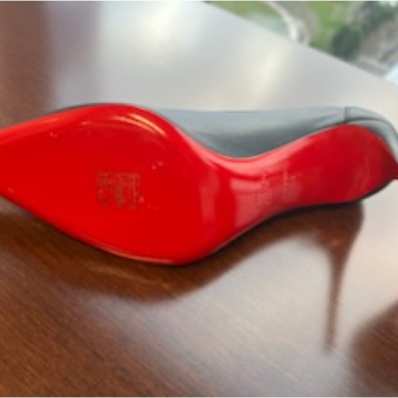 Christian Louboutin Black Heels Classic Stiletto Pumps - Picture 3 of 9